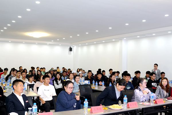 学院领导老师一行到四角田集团参观交流会