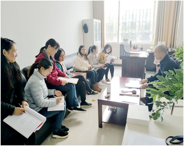 农学与园艺技术学院学生支部召开党员会议