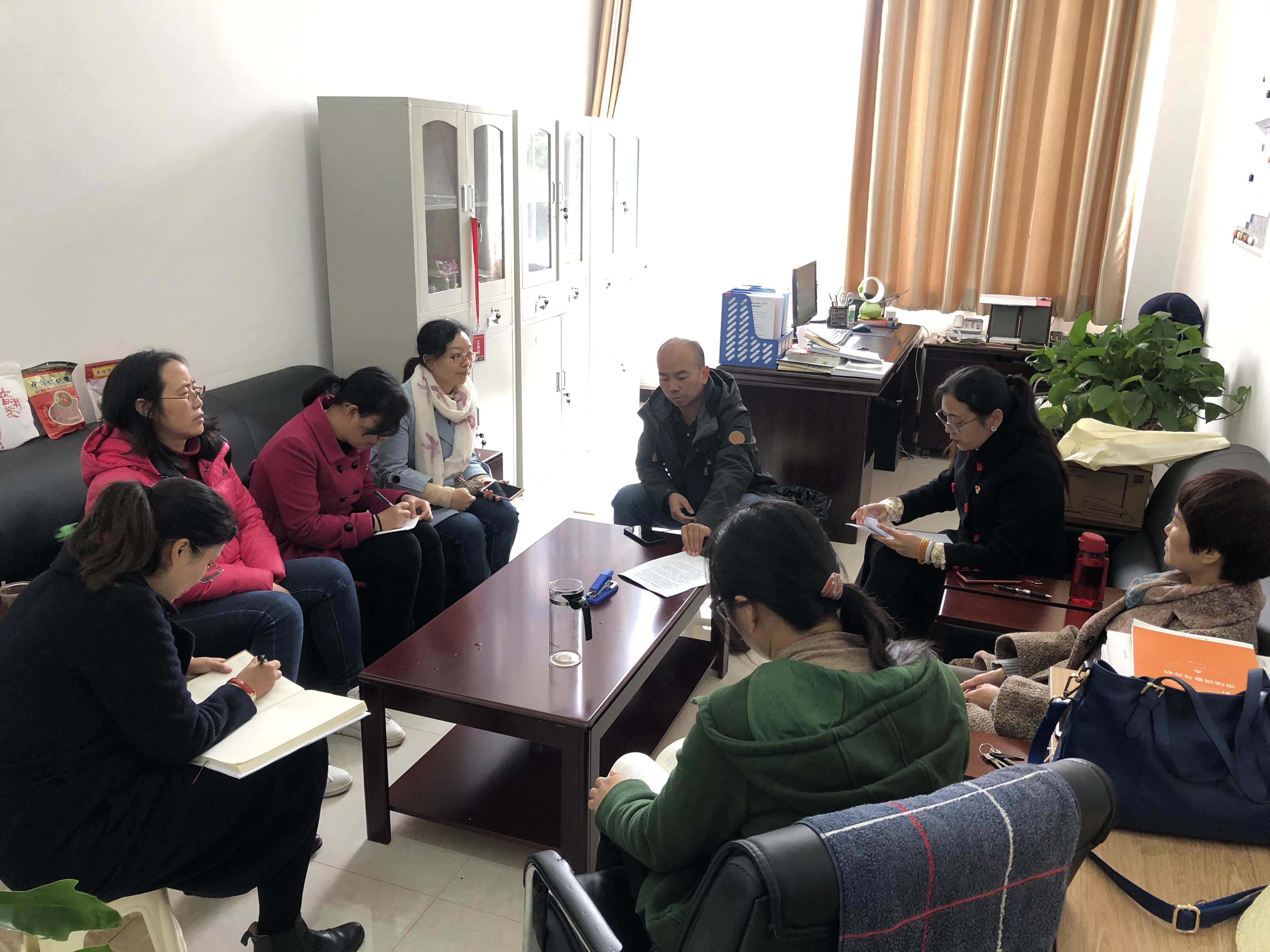 “厉行节约、杜绝浪费”的主题党日