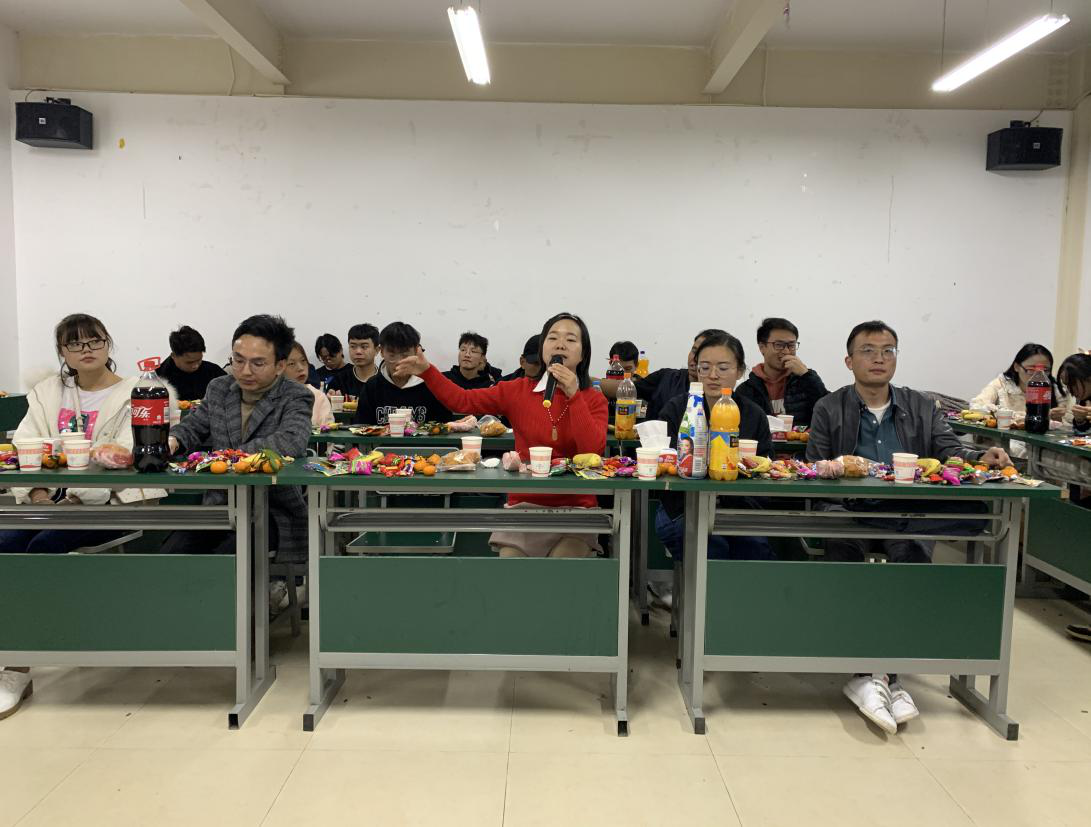 烟草栽培技术专业举办新生联谊晚会