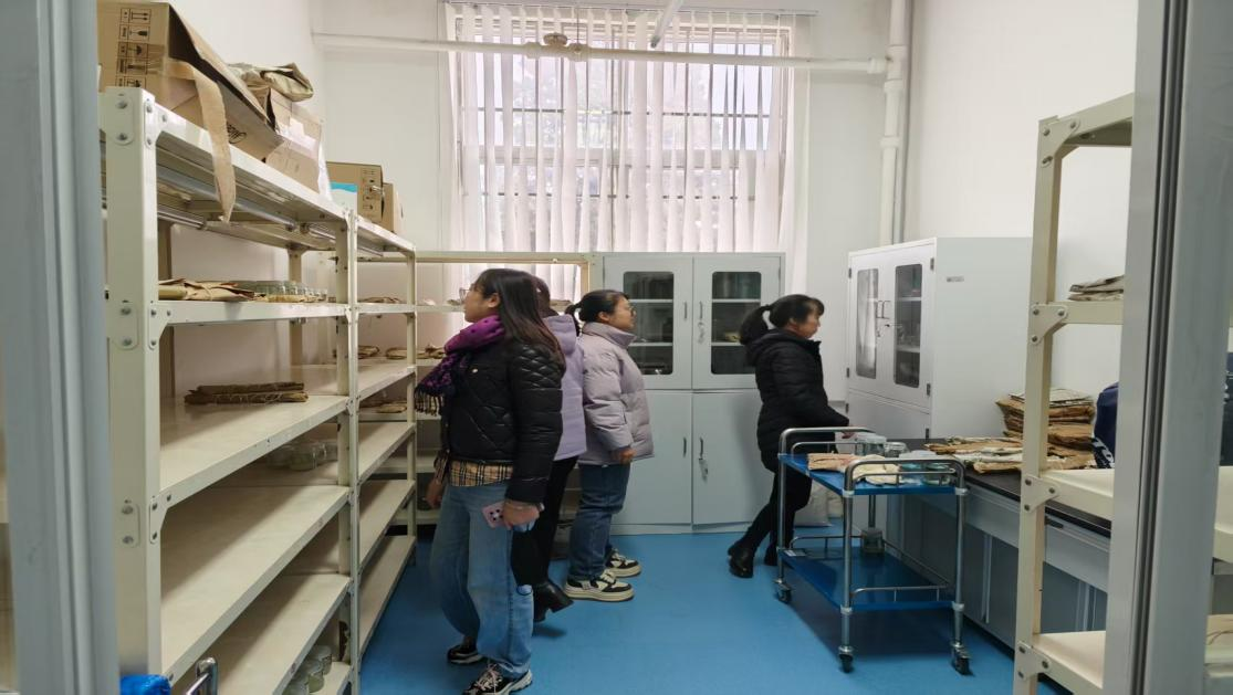 农学与园艺技术学院组织开展寒假前实验实训室安全检查工作