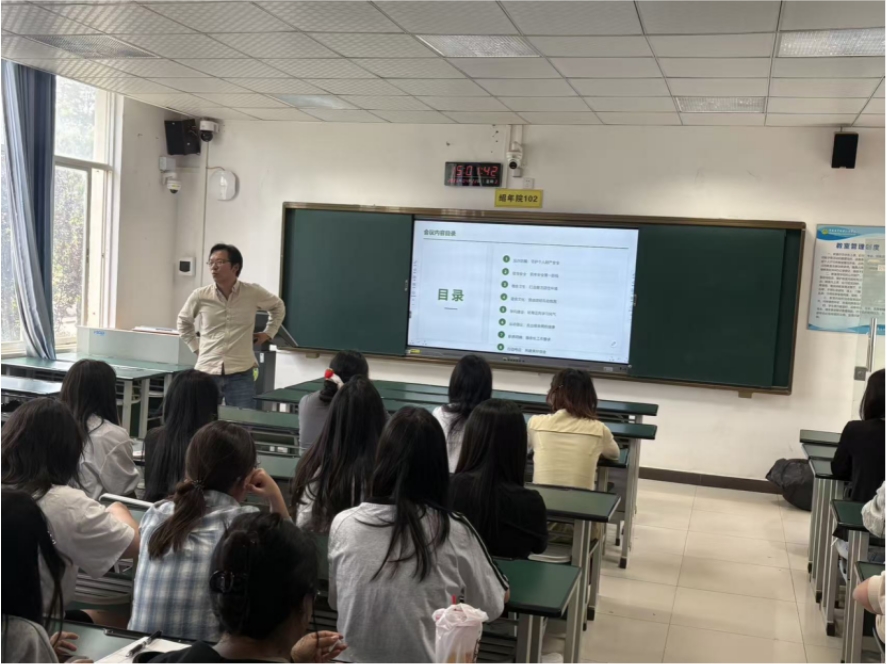农学与园艺技术学院分场次召开男女生宿舍长会议 筑牢安全防线 共建文明家园